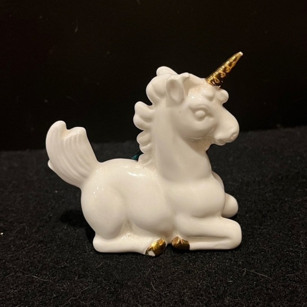 Vintage Christmas Unicorn Figurine Bone China - Picture 5 of 10